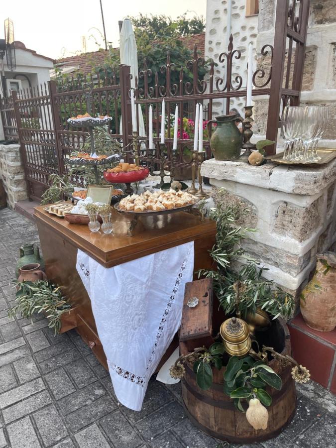 Εννεα Μουσεσ Παραδοσιακός Ξενώνας Velventós Exterior foto